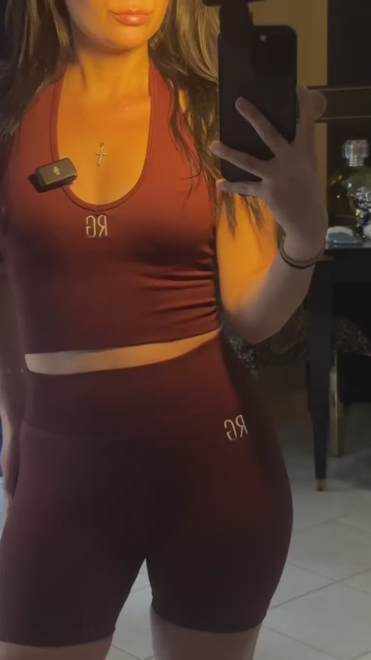 Halterneck Scrunch Bottom Design Sports Set